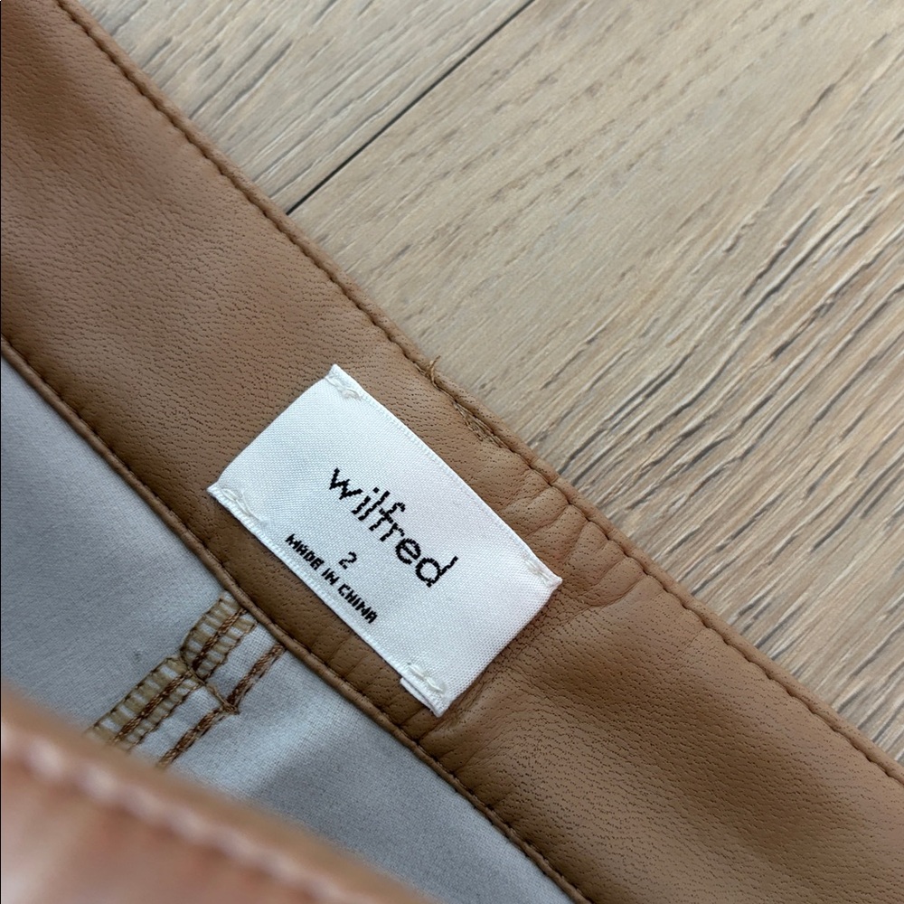 Aritzia Wilfred Rebel Pant Vegan Leather Tan Pants Size 2 - Picture 4 of 8